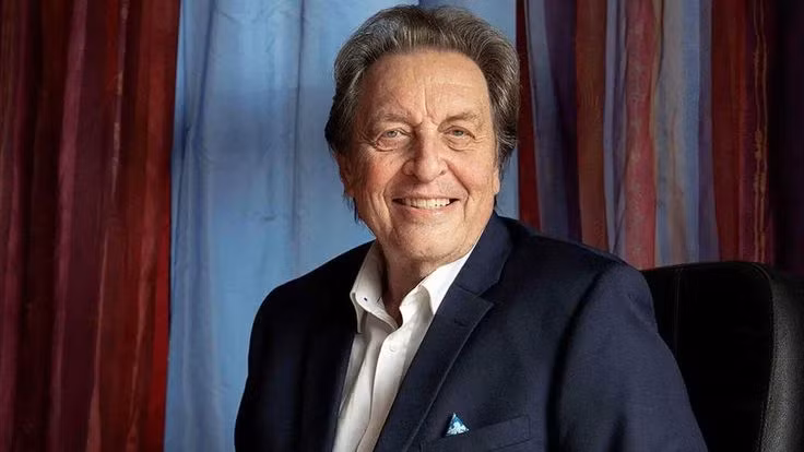  3. Người cha gây tranh cãi. Cha của Elon, Errol Musk, là một kỹ sư và doanh nhân. Tuy nhiên, ông từng bị Elon chỉ trích công khai vì những quyết định gây tranh cãi trong quá khứ. Ảnh: Pinterest.