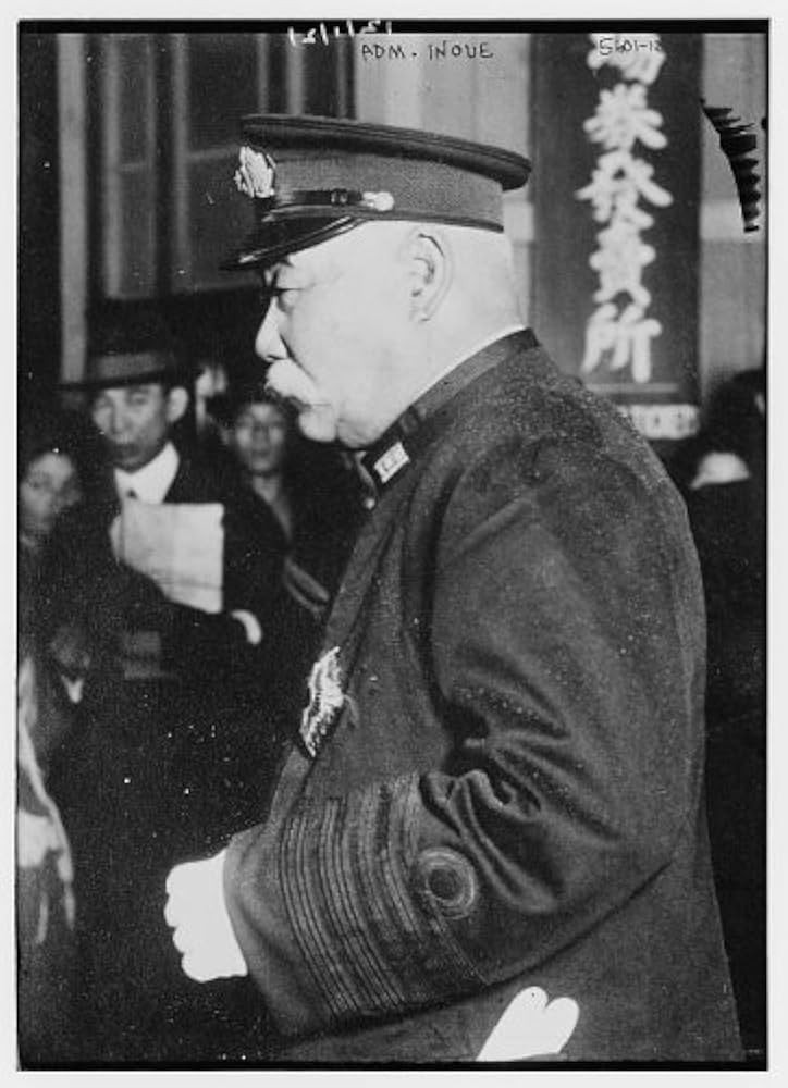 5. Shigeyoshi Inoue (井上 成美): Phó Đô đốc Hải quân, lãnh đạo các chiến dịch ở Nam Thái Bình Dương, bao gồm Trận chiến Biển San hô (1942), được xem là chiến lược gia cẩn trọng, sống sót sau chiến tranh và qua đời năm 1975. Ảnh: Pinterest.