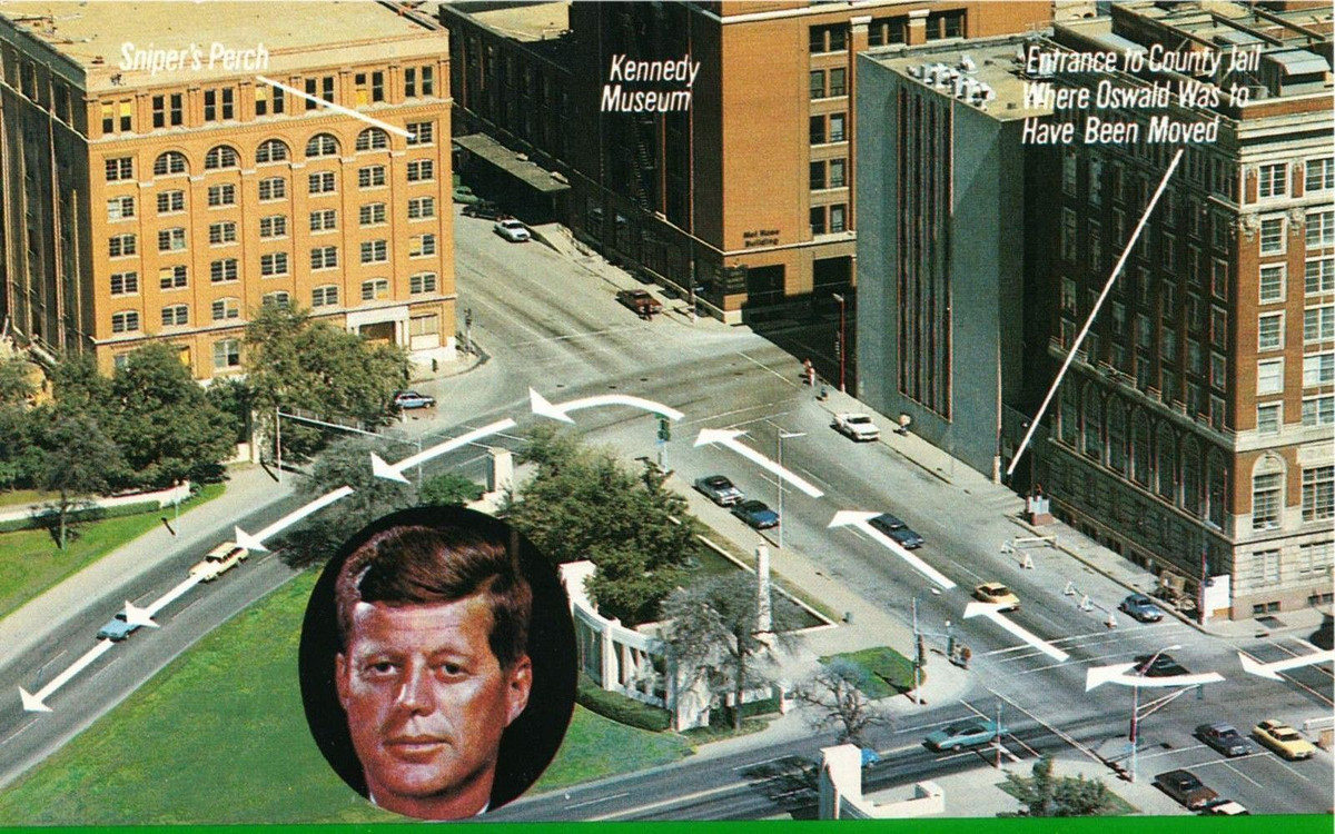 Sự kiện thực tế: Tổng thống Mỹ John F. Kennedy bị ám sát vào năm 1963 trong khi di chuyển trên xe ở Dallas, Texas. Ông bị bắn công khai và cái chết của ông gây chấn động toàn cầu. Sự kiện này tạo nên nhiều cuộc điều tra và tranh cãi, với nhiều giả thuyết về âm mưu đằng sau vụ ám sát. Ảnh: Pinterest.