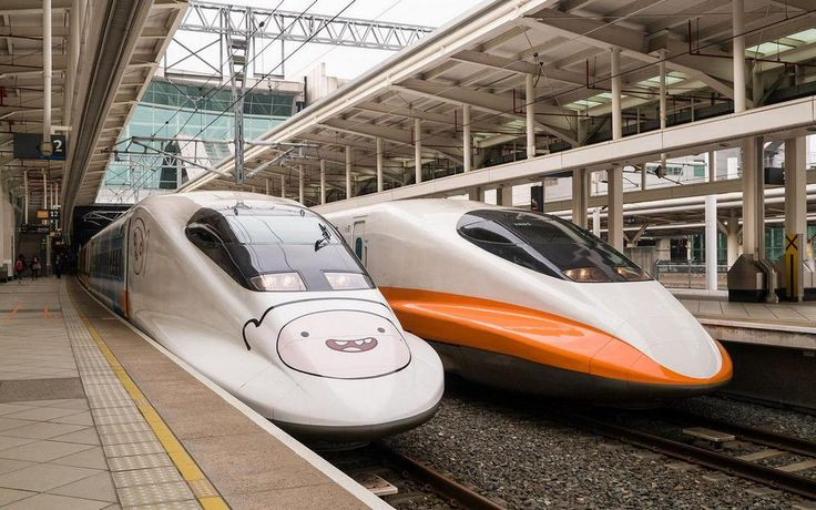Công nghệ: Sử dụng công nghệ của Shinkansen Nhật Bản, tốc độ tối đa 300 km/h. Ảnh: Pinterest.