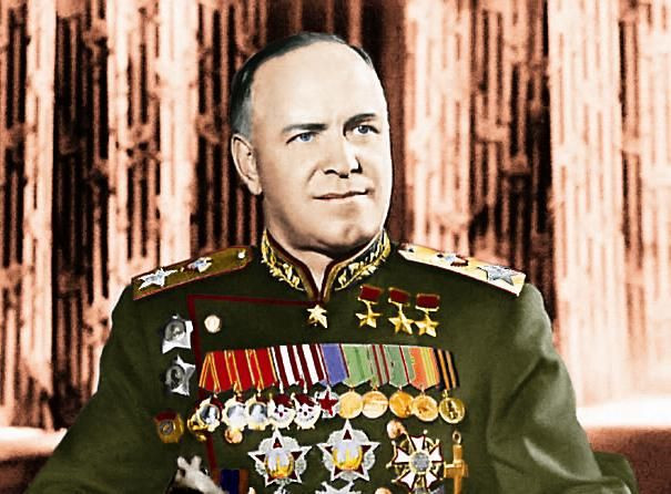 Georgy Zhukov (Liên Xô). Là tướng lĩnh hàng đầu của Hồng quân Liên Xô, Zhukov là người giúp Liên Xô giành nhiều chiến thắng quan trọng trước quân đội Đức Quốc xã. Ông đóng vai trò quyết định trong các trận đánh lớn như Trận Moscow, Stalingrad và Berlin. Ảnh: Pinterest.