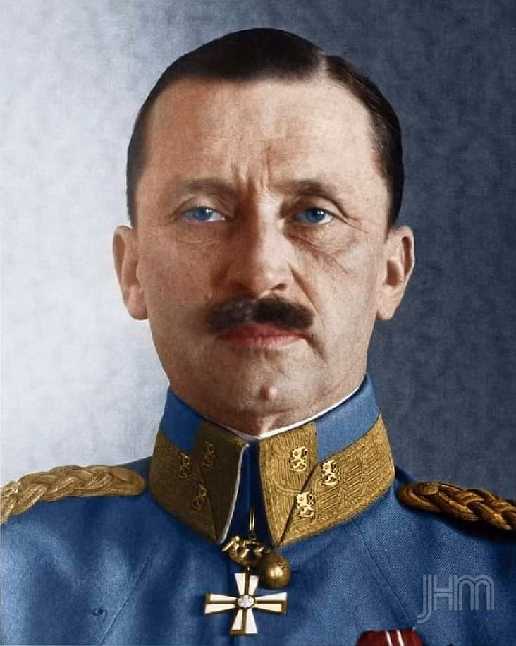  Carl Gustaf Emil Mannerheim (Phần Lan). Mannerheim đã lãnh đạo quân đội Phần Lan chiến đấu hiệu quả trước Liên Xô vào đầu cuộc chiến và đóng vai trò lớn trong chiến tranh với Đức những năm cuối của cuộc chiến. Ảnh: Pinterest.