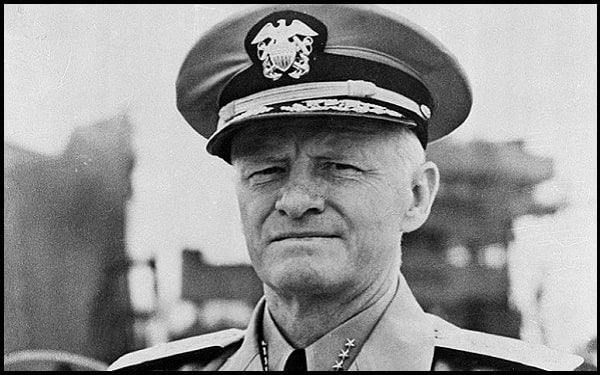 Chester W. Nimitz (Mỹ). Đô đốc Nimitz là người chỉ huy lực lượng Hải quân Mỹ trong chiến dịch Thái Bình Dương, bao gồm các trận đánh lớn như Trận Midway và Trận Quần đảo Solomon, giúp Mỹ đánh bại Nhật Bản trên biển. Ảnh: Pinterest.