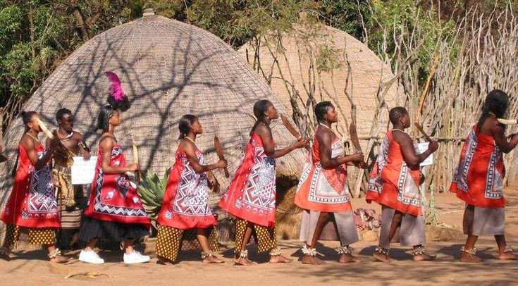  3. Linh hồn và các trạng thái khác nhau. Nhiều bộ tộc phân chia linh hồn thành nhiều phần khác nhau, mỗi phần sẽ có số phận riêng sau cái chết. Một số tin rằng linh hồn có thể quay trở lại trần gian qua hình thức tái sinh, thường là qua con cháu. Ảnh: Pinterest.