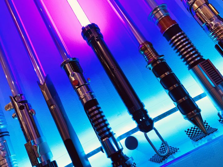  14. Ứng dụng trong công nghệ lượng tử. Photon đóng vai trò quan trọng trong các công nghệ lượng tử như máy tính lượng tử quang học, truyền thông lượng tử và mật mã lượng tử. Ảnh: Pinterest.