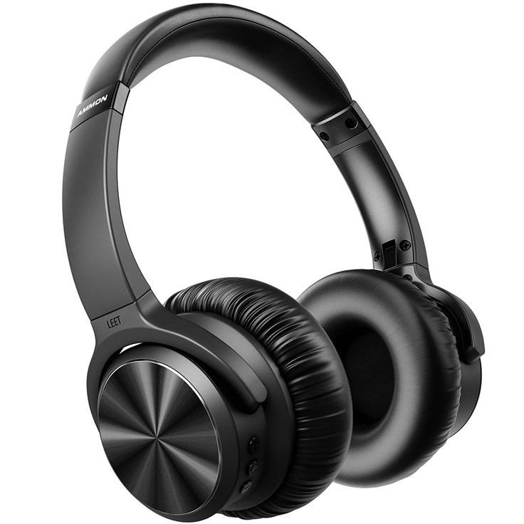  8. Tai nghe chống ồn. Hỗ trợ giảng dạy trực tuyến mà không bị phân tâm bởi tiếng ồn xung quanh, đặc biệt hữu ích khi dạy học tại nhà hoặc trong môi trường ồn ào. Ảnh: Pinterest.