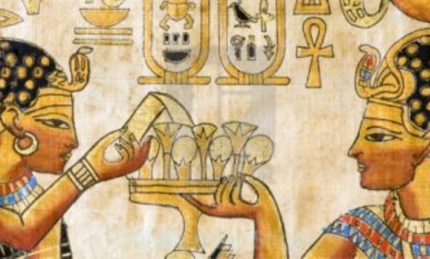  10. Các loại gia vị và thảo mộc. Người Ai Cập cổ đại sử dụng nhiều loại gia vị và thảo mộc để làm gia vị cho các món ăn, như rau mùi, thì là, thì là Ai Cập, húng quế và bạc hà. Họ cũng trồng cây gai dầu và các loại thảo mộc khác để phục vụ cho mục đích y học. Ảnh: Pinterest.