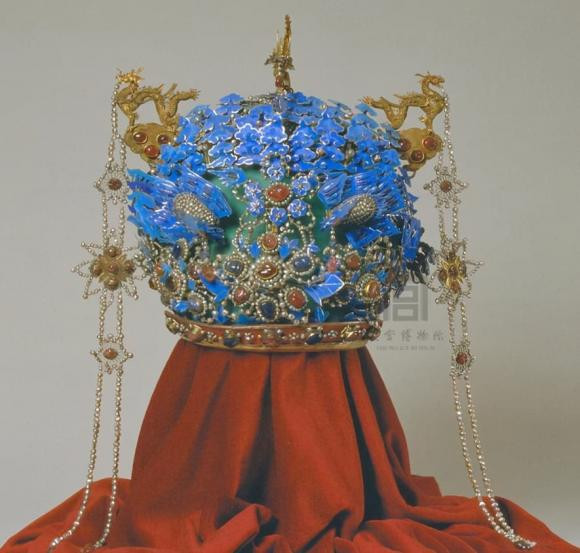 Vi sao trang suc diem thuy duoc ua chuong nhat thoi nha Thanh?-Hinh-2