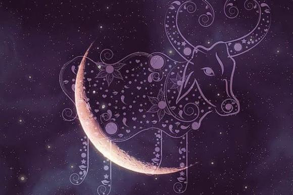  Những Kim Ngưu làm tự do, sáng tạo hoặc kinh doanh sẽ đặc biệt thuận lợi. Sức hấp dẫn của Kim Ngưu trong tháng này cũng tăng gấp đôi. Với người độc thân, một mối quan hệ đầy tiềm năng có thể xuất hiện trong những buổi gặp gỡ xã giao. 