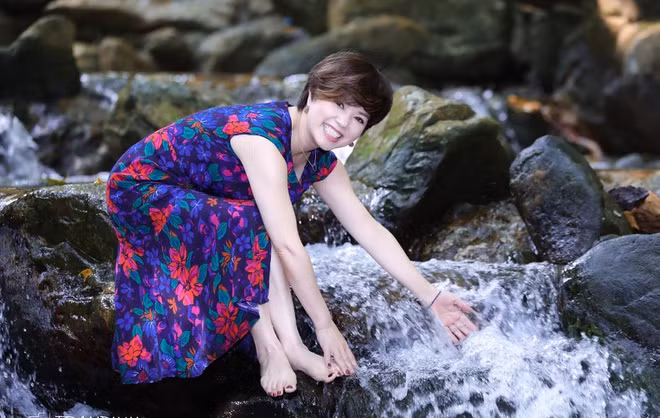 Bi mia mai 'thich lam mau' voi tinh tre, Chi Trung dap cuc gat-Hinh-4