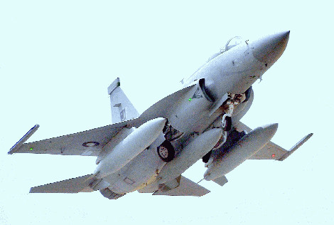 Tiêm kích đa năng JF-17.