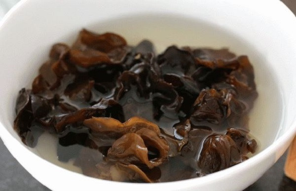 10 thực phẩm màu đen ăn hằng ngày còn tốt hơn nhân sâm ảnh 3