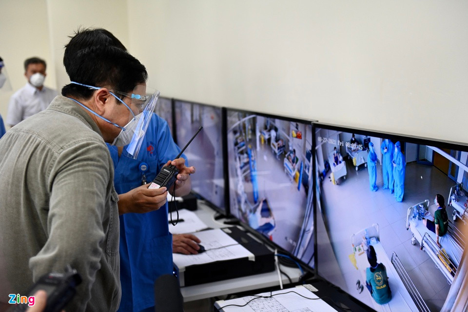 br/> Bệnh viện dã chiến hồi sức cấp cứu điều trị bệnh nhân Covid-19 tại Bệnh viện Đa khoa Quốc tế Becamex có quy mô 437 giường chuyên trách hồi sức, cấp cứu chuyên sâu đối với các trường hợp mắc Covid-19 có triệu chứng nặng, nguy kịch.