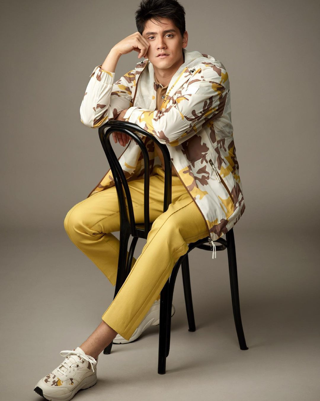 7 van dong vien Olympic Tokyo mac sanh dieu nhat-Hinh-36