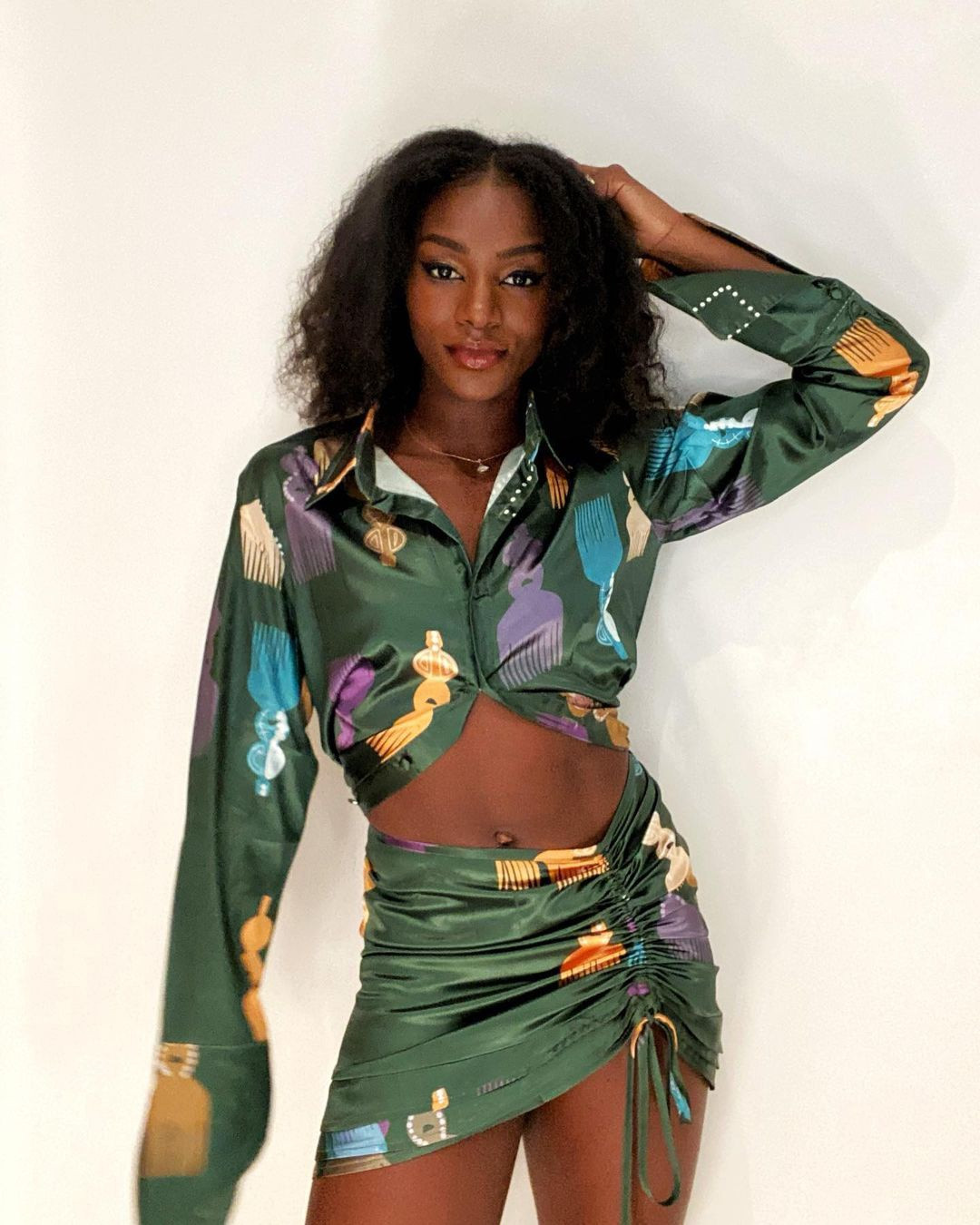 7 van dong vien Olympic Tokyo mac sanh dieu nhat-Hinh-44