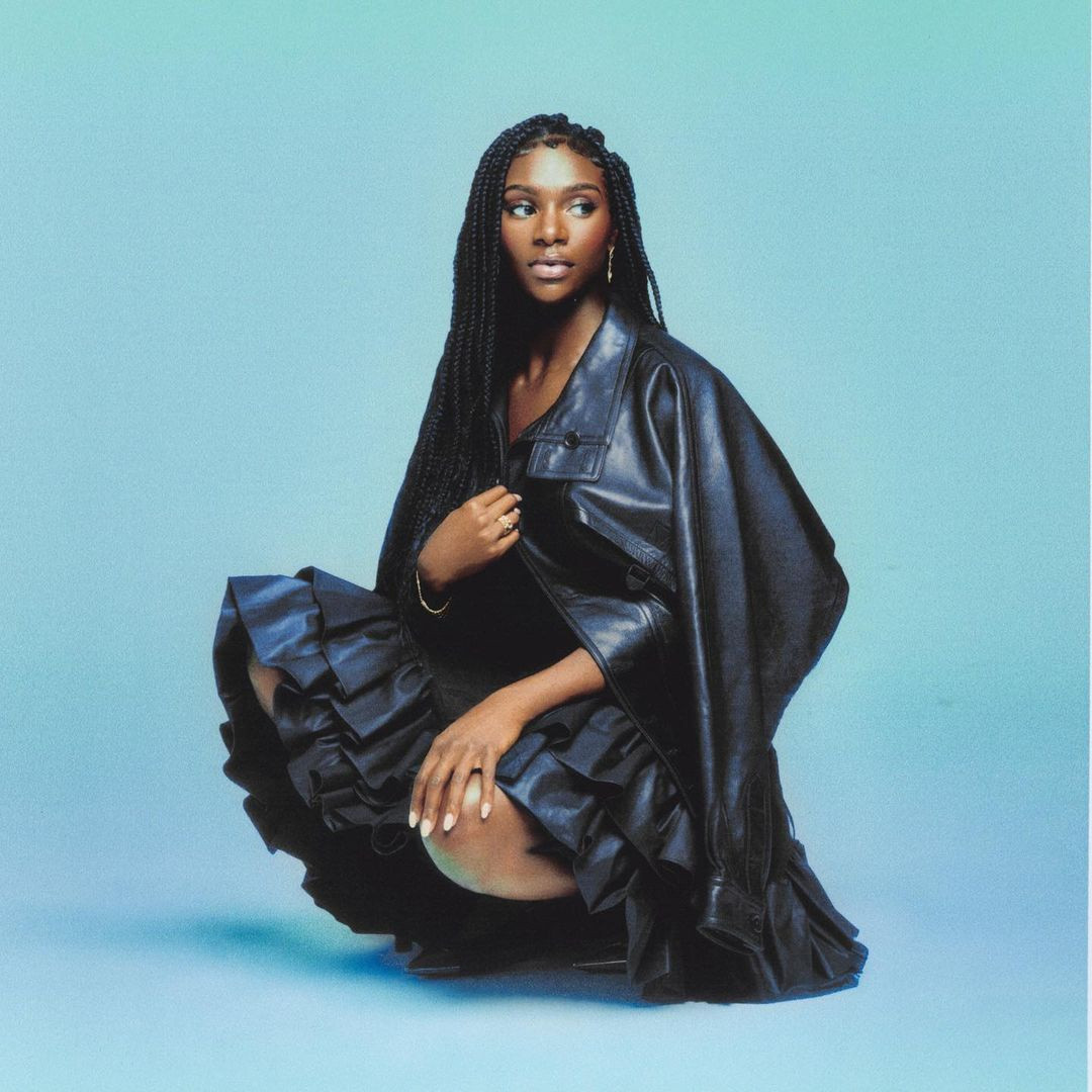 7 van dong vien Olympic Tokyo mac sanh dieu nhat-Hinh-45