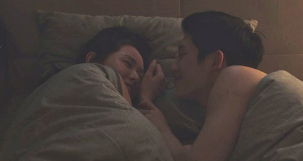 Vợ hư hỏng kiểu này mỗi đêm, chồng mê mẩn, tới già không cai nổi Vo hu hong kieu nay moi dem, chong me man, toi gia khong cai noi