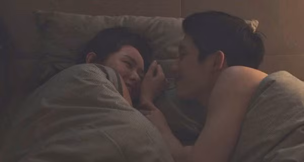 Vợ hư hỏng kiểu này mỗi đêm, chồng mê mẩn, tới già không cai nổi Vo hu hong kieu nay moi dem, chong me man, toi gia khong cai noi