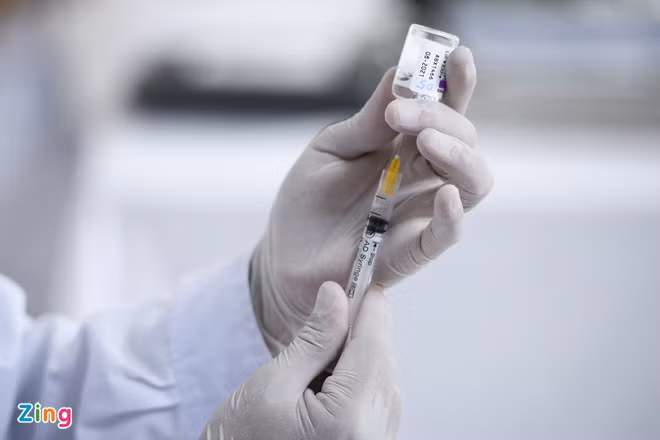 Tiem mui 2 vac xin gi neu mui 1 la Sinopharm, Pfizer, Moderna?