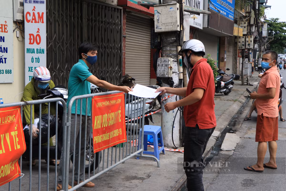 Ha Noi: Nguoi dan xet nghiem COVID-19 mien phi neu xuat hien trieu chung