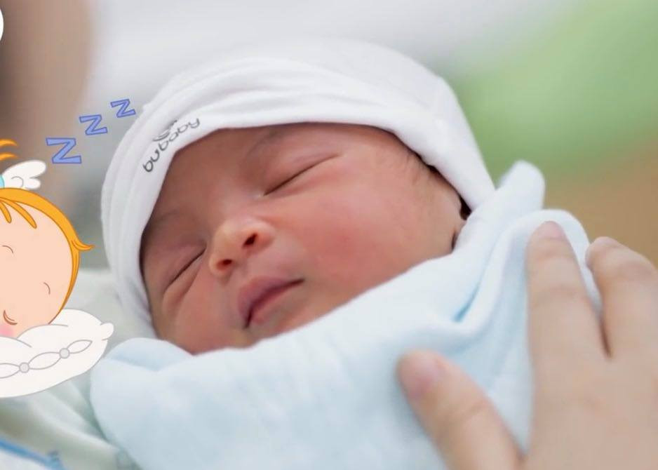 Bé Moon xinh xắn, đáng yêu!