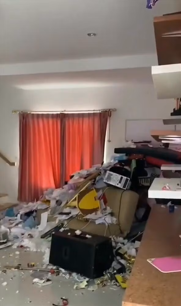 Vo khong cho bo nhi o chung, chong pha nha thanh bai rac-Hinh-2