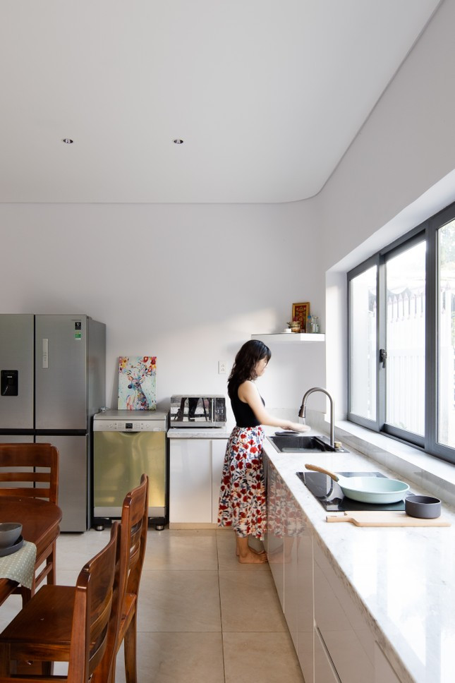 Không gian tối giản, tiện nghi, đáp ứng đầy đủ nhu cầu của gia chủ.