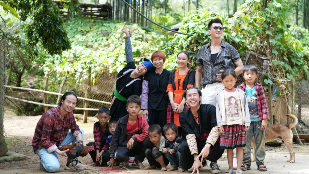 Con trai nghe si Van Dung: Khong dam nghi duoc yeu thuong nhieu den vay-Hinh-2