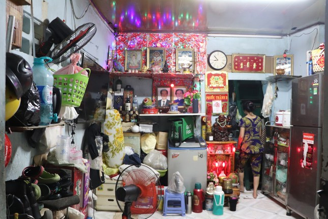 Trước năm 1975, ở đây là nghĩa địa nằm xen với nhà dân. Sau này, các ngôi mộ được dời đi, người dọn về ở nên có tên là Mả Lạng. Từ năm 2000, TP HCM chủ trương giải toả khu vực rộng 6,8 ha này nhằm chỉnh trang đô thị nhưng qua nhiều năm vẫn không làm được. Dự án đã được thu hồi.