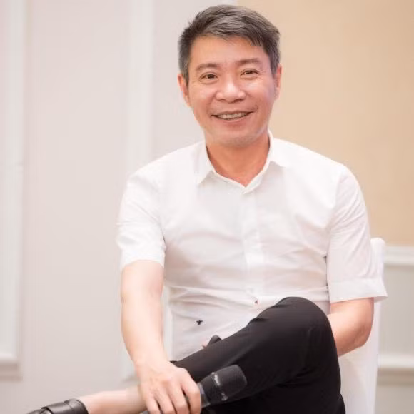 Được biết, cặp đôi cưới nhau khi tuổi đời còn rất trẻ. Tuy nhiên, sau đó, do không tìm được tiếng nói chung trong cuộc sống nên Công Lý và Thục Khuê thường xuyên lục đục. Cuộc sống ngột ngạt khiến cả hai nhanh chóng kết thúc mối lương duyên.