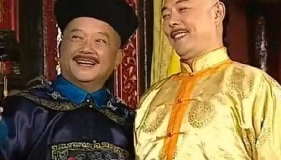 Cac quan chuc trieu Thanh tung tay ao hai lan truoc khi quy xuong, tai sao?-Hinh-5