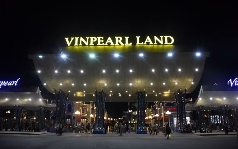 Vinpearl Land Phú Quốc trước khi đêm chung kết bắt đầu. Ảnh: Vũ Sơn.