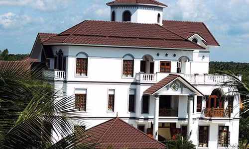 Căn biệt thự ở xã Sơn Đông (TP Bến Tre) do ông Trần Hoàng Anh xin giấy phép xây dựng và đứng tên. Ảnh: T.Phúc.