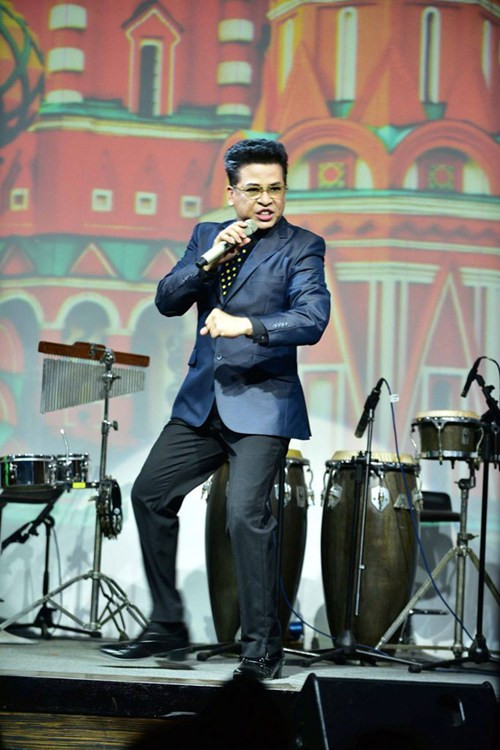 Người mẫu Trang Trần, diễn viên Ngọc Thanh Tâm, diễn viên Hiền Mai, Hữu Tiến, MC Thanh Bạch… cũng có những hoạt động tích cực đóng góp vào quỹ để giúp Duy Nhân vượt qua giai đoạn khó khăn trong cuộc sống.