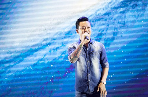 Ca sĩ "Nắm lấy tay anh" cũng chia sẻ thêm, anh đã thay đổi rất nhiều và toàn là thay đổi tích cực từ khi trở thành bố.