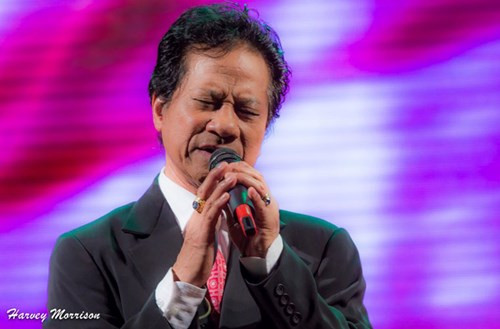 Chia sẻ trong đêm nhạc, Hoàng Tiến cho biết, sự yêu mến của công chúng các tỉnh miền Nam sẽ là động lực lớn để đơn vị tổ chức và ca sĩ Chế Linh tiếp tục thực hiện nhiều đêm diễn ở khắp các tỉnh, thành trong cả nước.