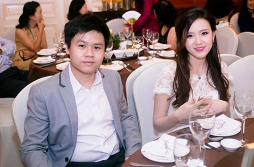 Midu và Phan Quang Thành có thời gian yêu nhau khá lâu nhưng hai người ít khi chia sẻ chuyện riêng tư trên báo chí.