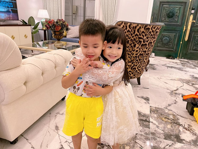 Vo chong ca si Dang Khoi xay biet thu moi o TP.HCM