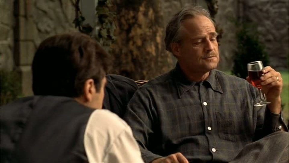 Thế nhưng, đằng sau những ánh hào quang đó, Marlon lại có một cuộc sống hết sức buông thả, phóng đãng. Và cuộc sống gia đình ông là một chuỗi những bất hạnh kéo dài cho đến cuối đời.