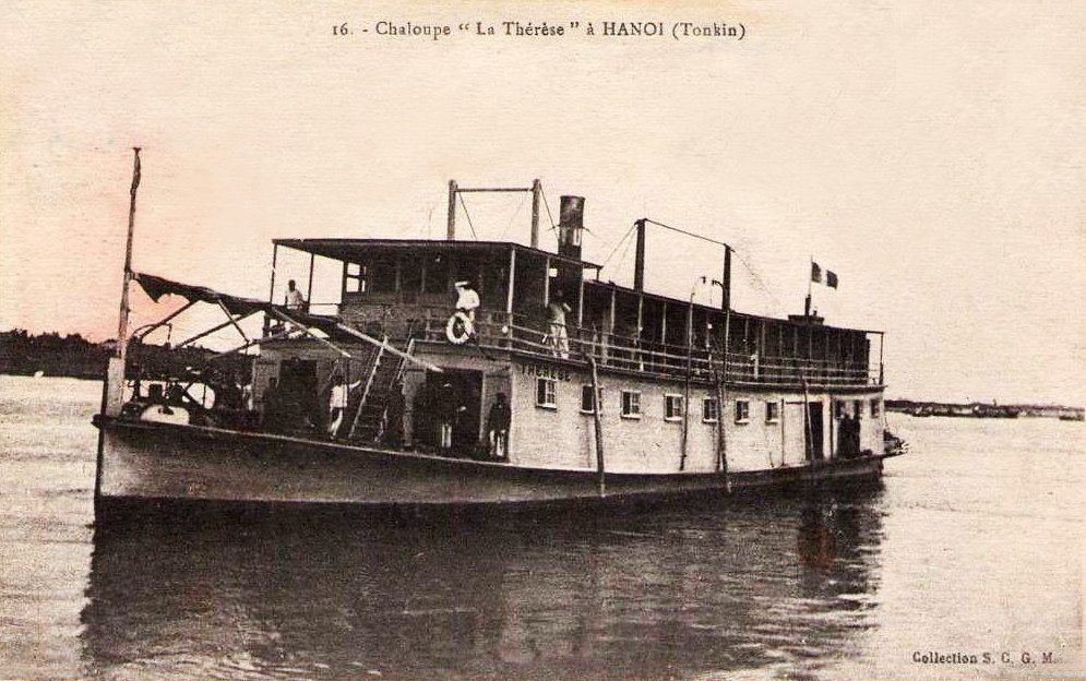 ...Đến tàu chở khách hiện đại.