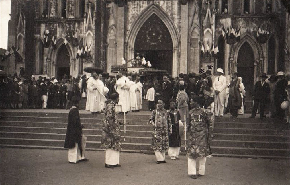 Đại hội Thánh thể ở nhà thờ Lớn, tháng 11/1931.