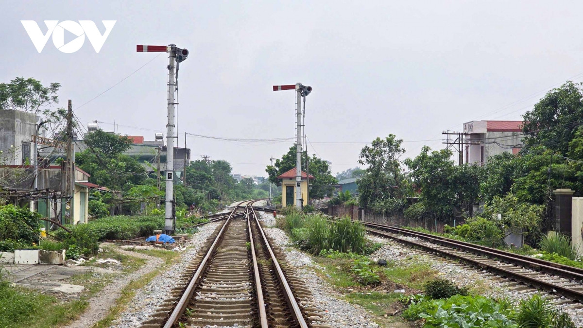 Hiện dự án này đang được tái khởi động. Theo Bộ Giao thông Vận tải, Quy hoạch mạng lưới đường sắt thời kỳ 2021-2030, tầm nhìn đến năm 2050 tiếp tục xác định hoàn thành tuyến đường sắt Yên Viên - Phả Lại - Hạ Long - Cái Lân trong giai đoạn đến năm 2030 nhằm phát triển hài hòa các phương thức vận tải, đảm bảo tính kết nối giữa các phương thức và tối ưu hóa chi phí vận tải, phục vụ phát triển kinh tế - xã hội của vùng và các địa phương dọc tuyến.