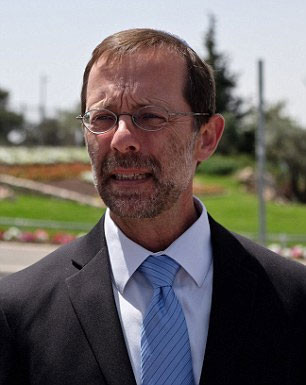 ông Moshe Feiglin - Phó Chủ tịch Quốc hội Israel và thành viên của Đảng Likud cầm quyền của Thủ tướng Benjamin.