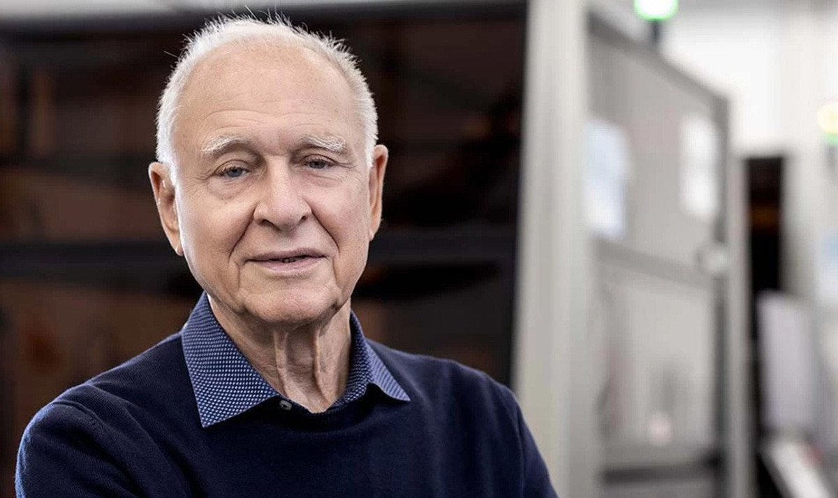 Khoi nghiep o tuoi 60, thanh ty phu tuoi 87