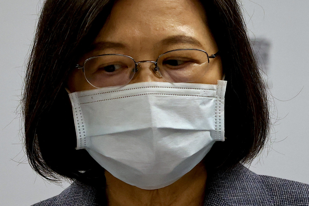 Ba Thai Anh Van tu chuc lanh dao dang Dan chu Tien bo