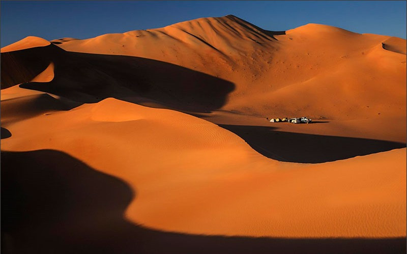 “Lạc trôi” vào sa mạc đẹp nhất thế giới ở châu Á ảnh 9