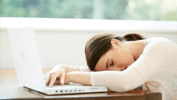 3 trieu chung xuat hien sau uong nuoc cho thay tuoi tho khong qua dai-Hinh-2