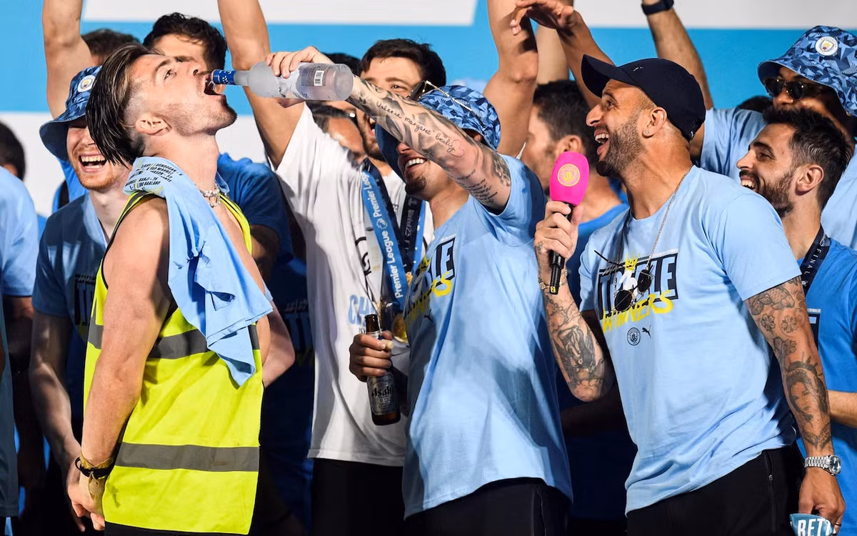 Hien tuong say xin Grealish va mau thuan bien chung cua bong da-Hinh-2