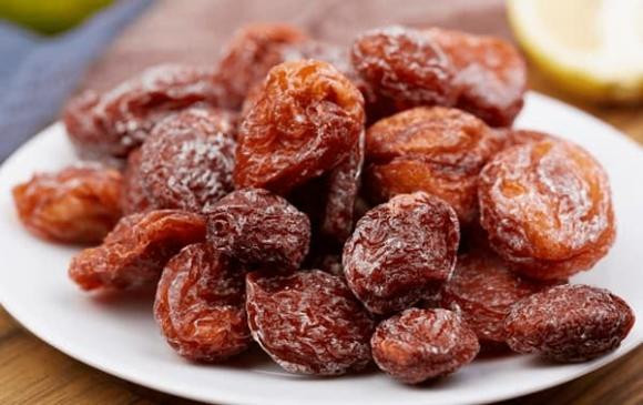 8 mon an vat nay cuc nhieu duong, an lam se hai co the-Hinh-6