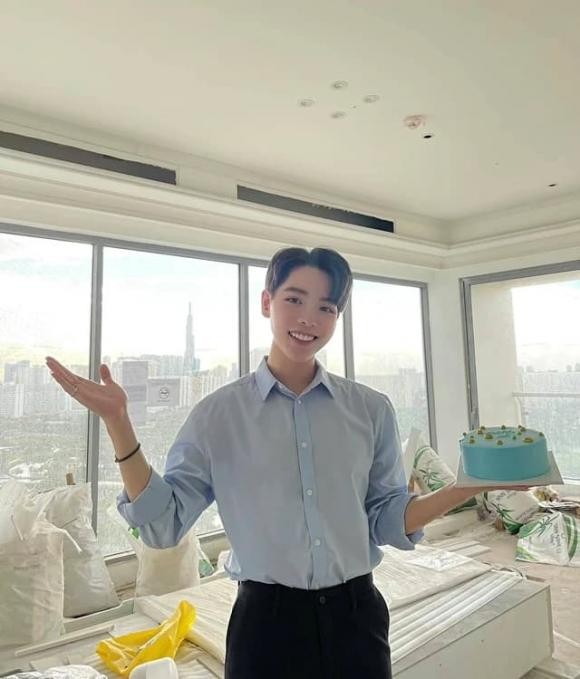 Hoc tro My Tam: 25 tuoi co nha chuc ty, sieu xe sang xin